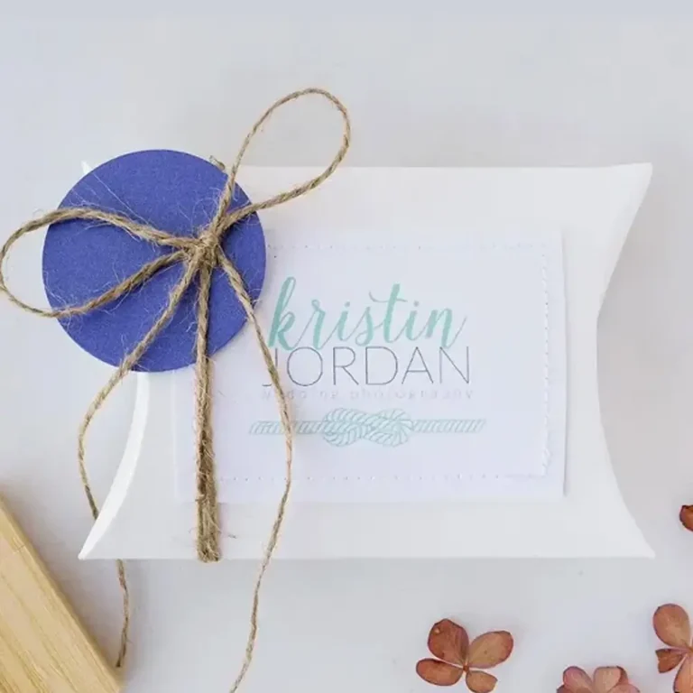 Custom-White-Pillow-Boxes3-1